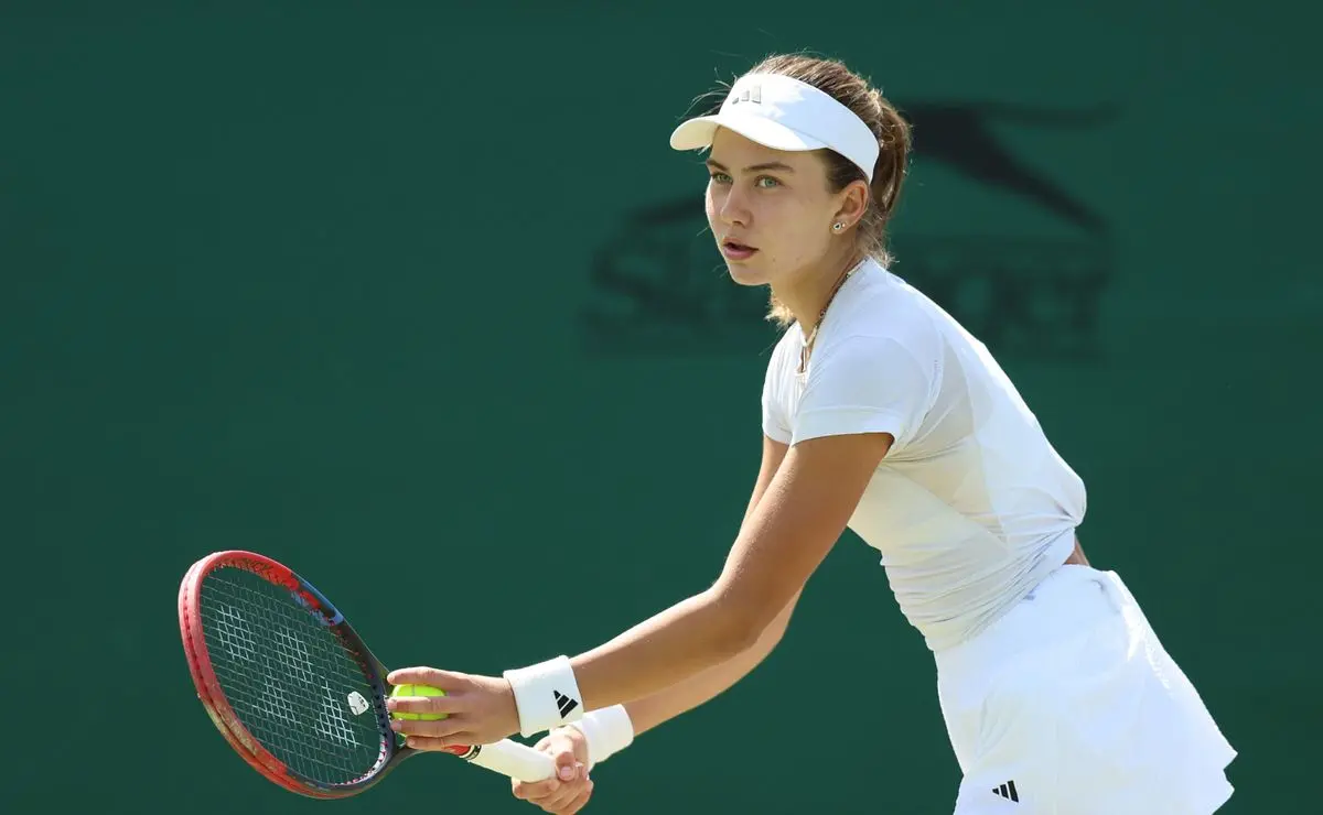 Iva Jovic: A Promising Talent Making Waves in the Arts
