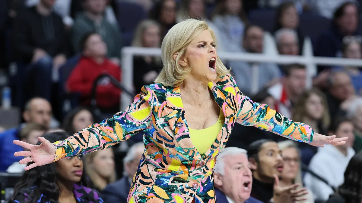 kim mulkey — US news