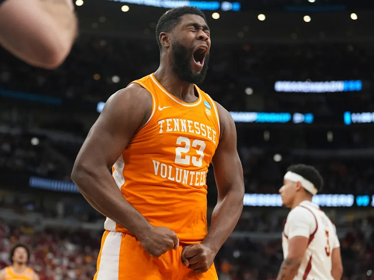 Nate Ament Shines in NCAA Tournament Sweet 16