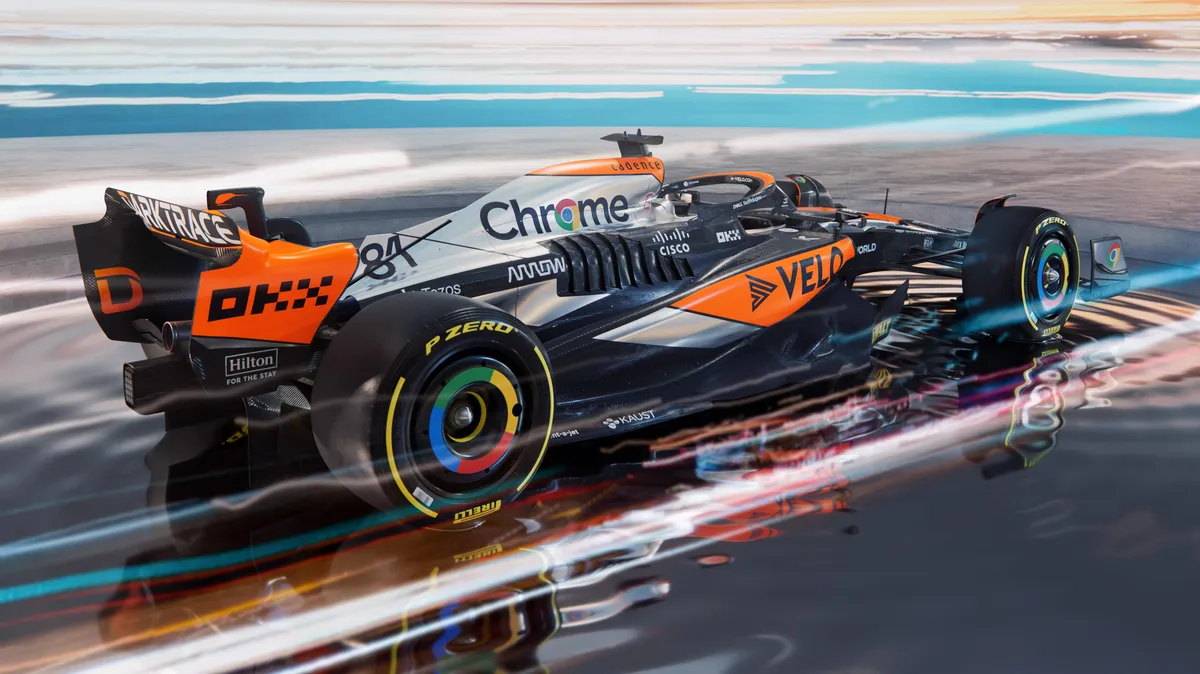Oscar Piastri Crashes Before Australian Grand Prix