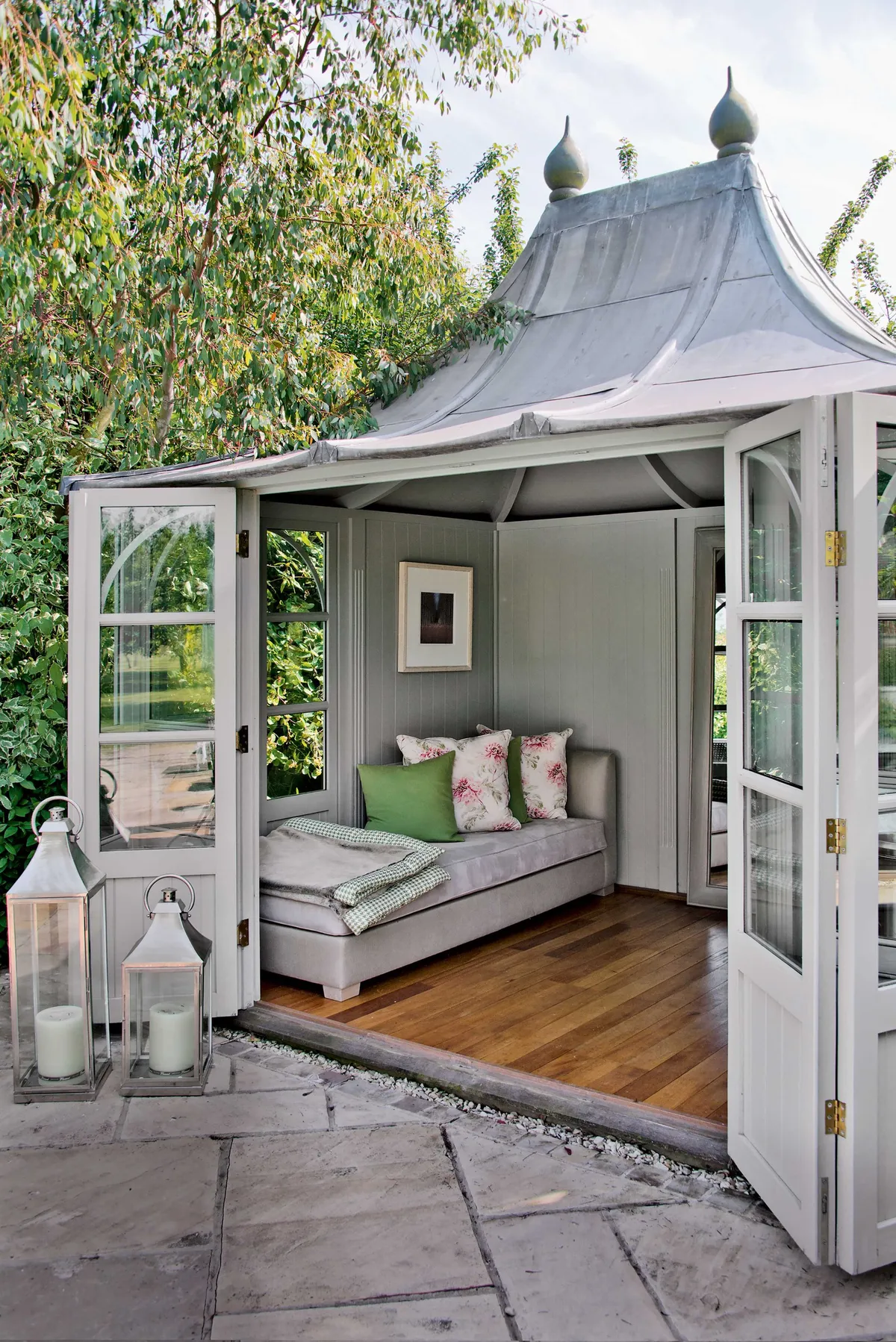 summer house — US news
