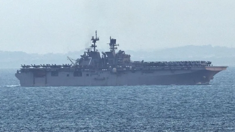 uss tripoli singapore — US news