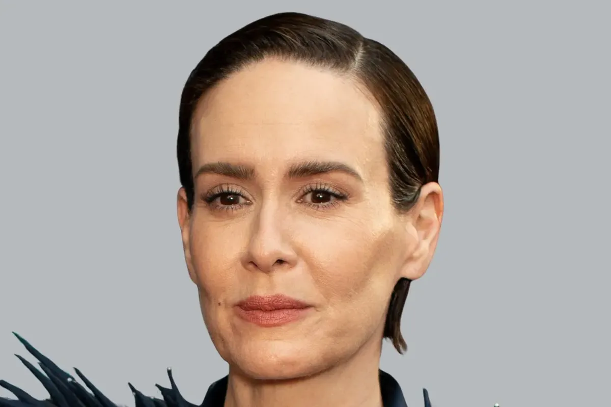 Sarah Paulson’s Controversial Met Gala Look