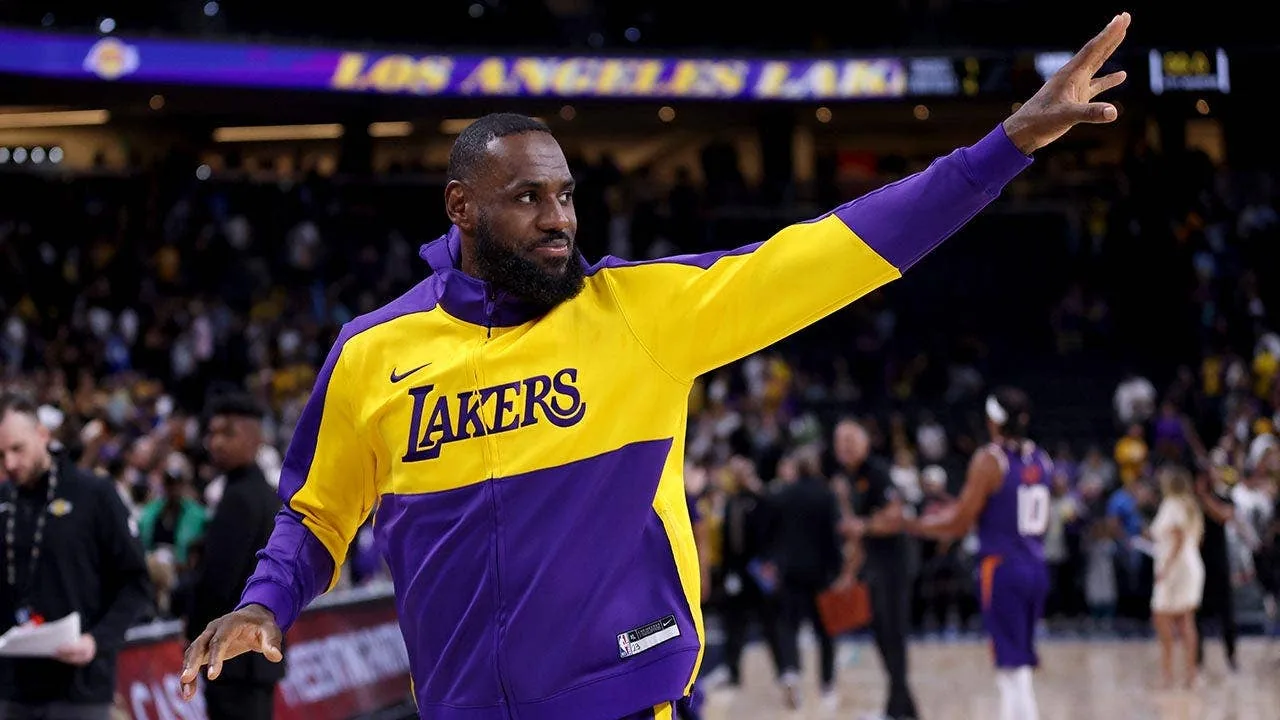LeBron James informs Lakers he plans to play elsewhere in 2026-27