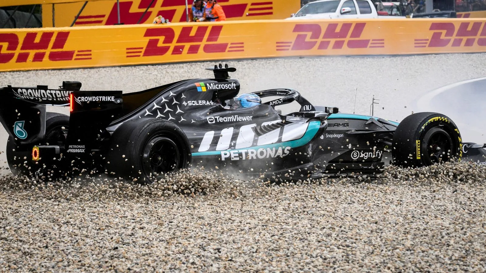 Spa-Francorchamps: Kimi Antonelli extends lead as George Russell faces car issues