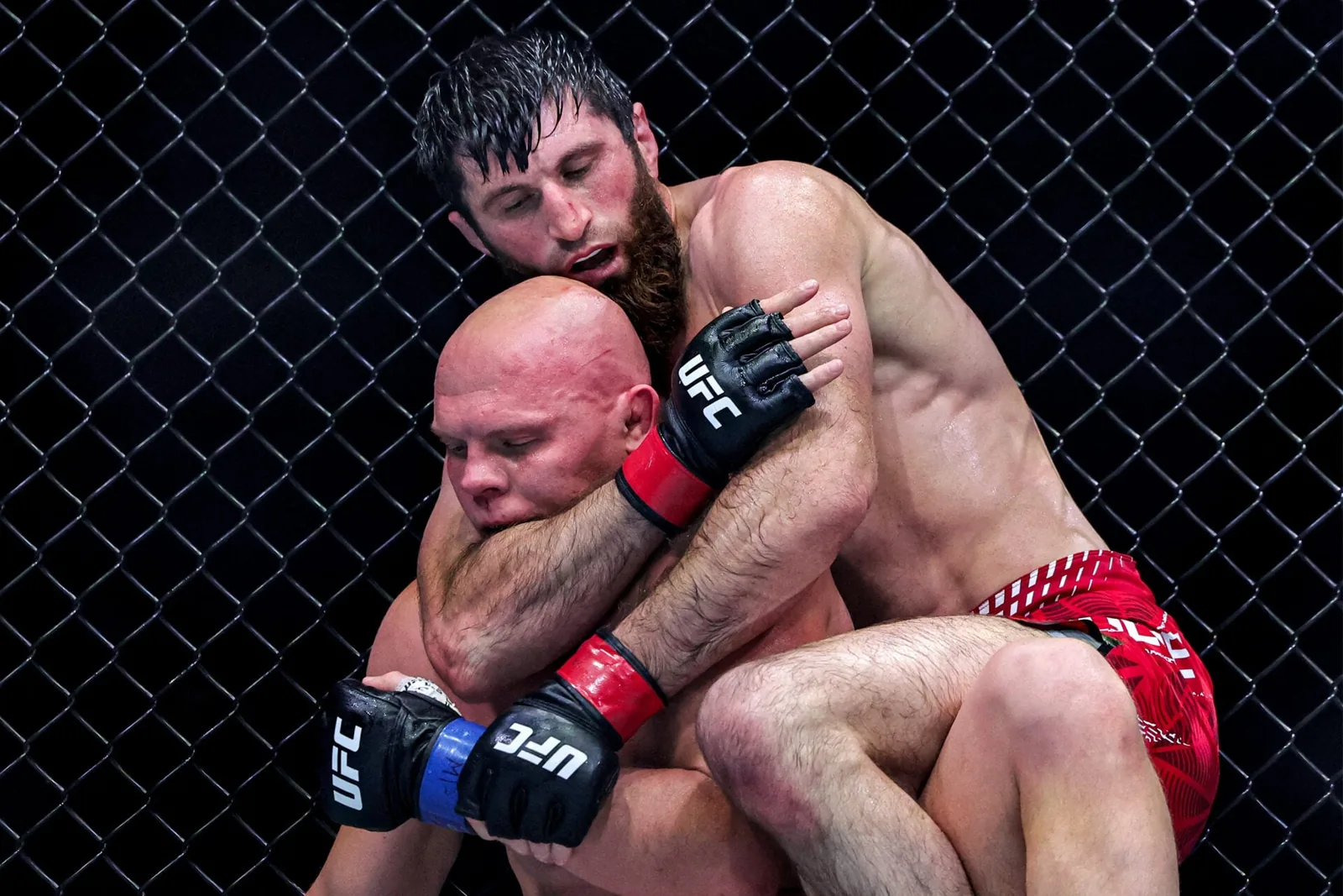 Abu Dhabi: Magomed Ankalaev proposes October fight with Paulo Costa
