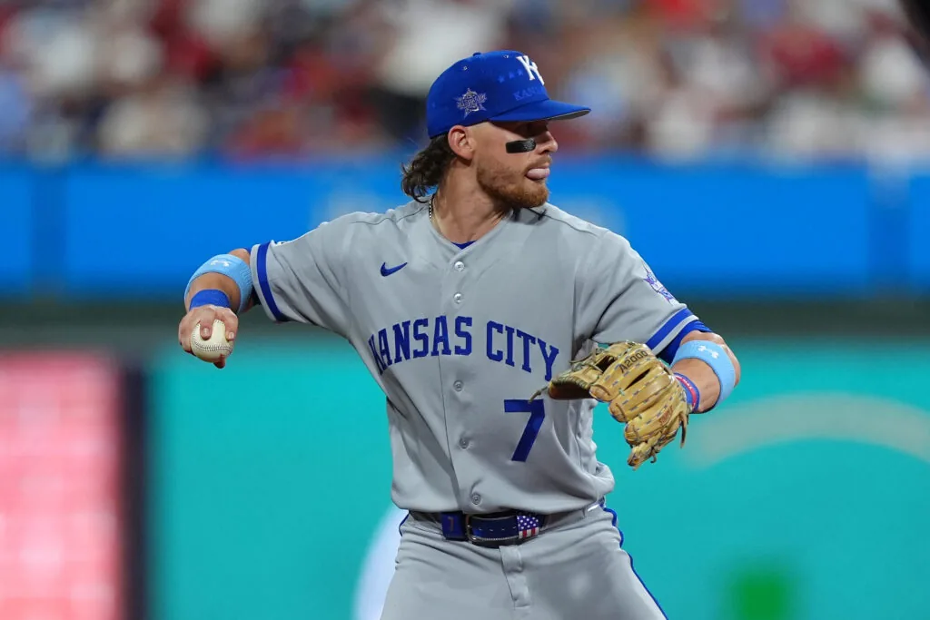 Kansas City Royals’ Bobby Witt Jr. placed on injured list with back tightness