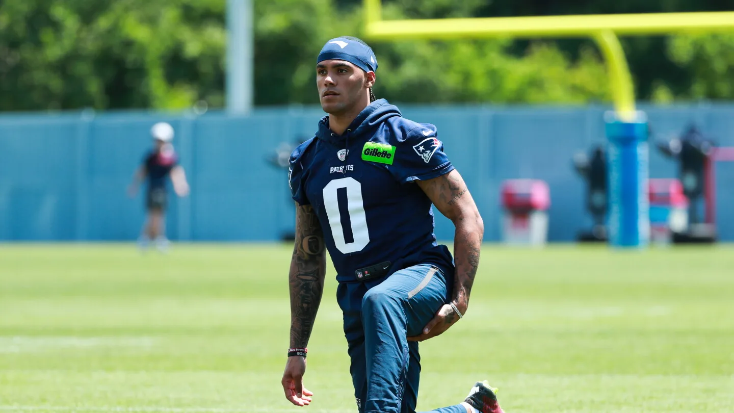 Foxborough: Patriots offer Christian Gonzalez record contract