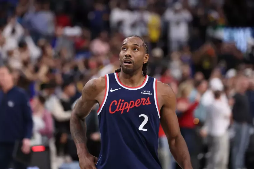 INGLEWOOD, CA - APRIL 15: Clippers forward Kawhi Leonard, #2, walks off the court after their season-ending loss to the Golden State Warriors during an NBA play-in-tournament at the Intuit Dome in Inglewood Wednesday, April 15, 2026. (Allen J. Schaben / Los Angeles Times)